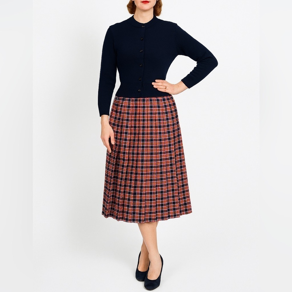 Sands Studio New York Vintage Pleated Plaid Skirt - Picture 13 of 13